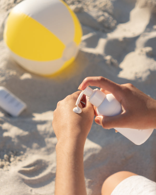 Mineral vs Chemical Sunscreens: Understanding the Differences and Choosing the Right One for You